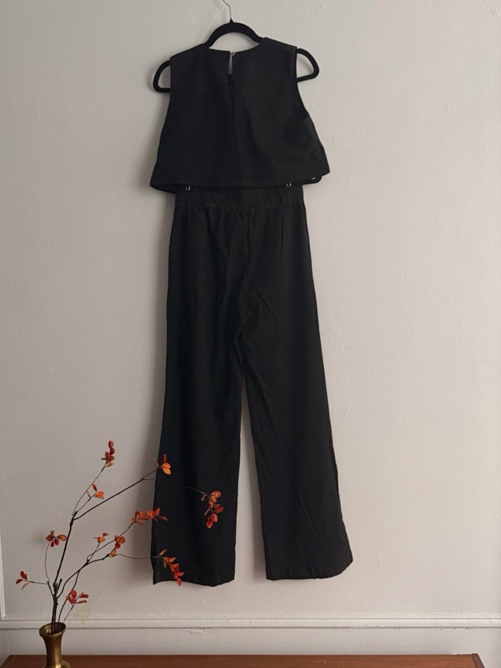 Black Linen Set - Picture 4 of 6